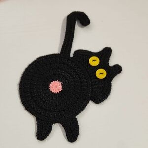 Black and Yellow Cat Coaster with Whimsical Design